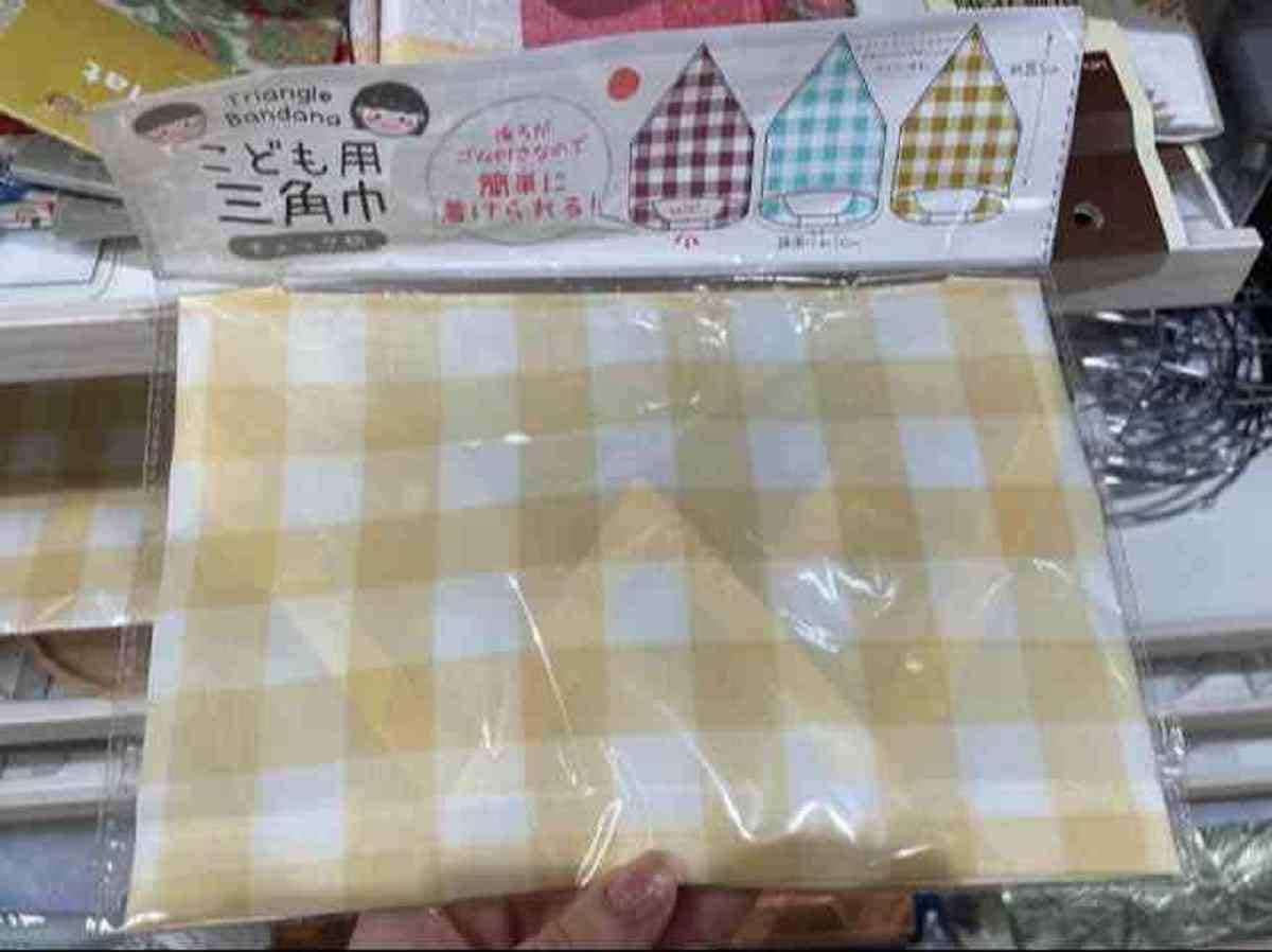 セリアエプロン