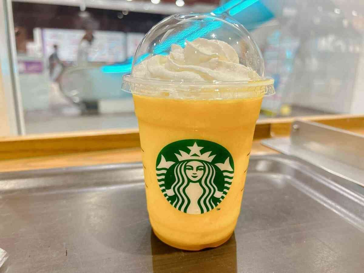 スタバ　プラスチックカップ