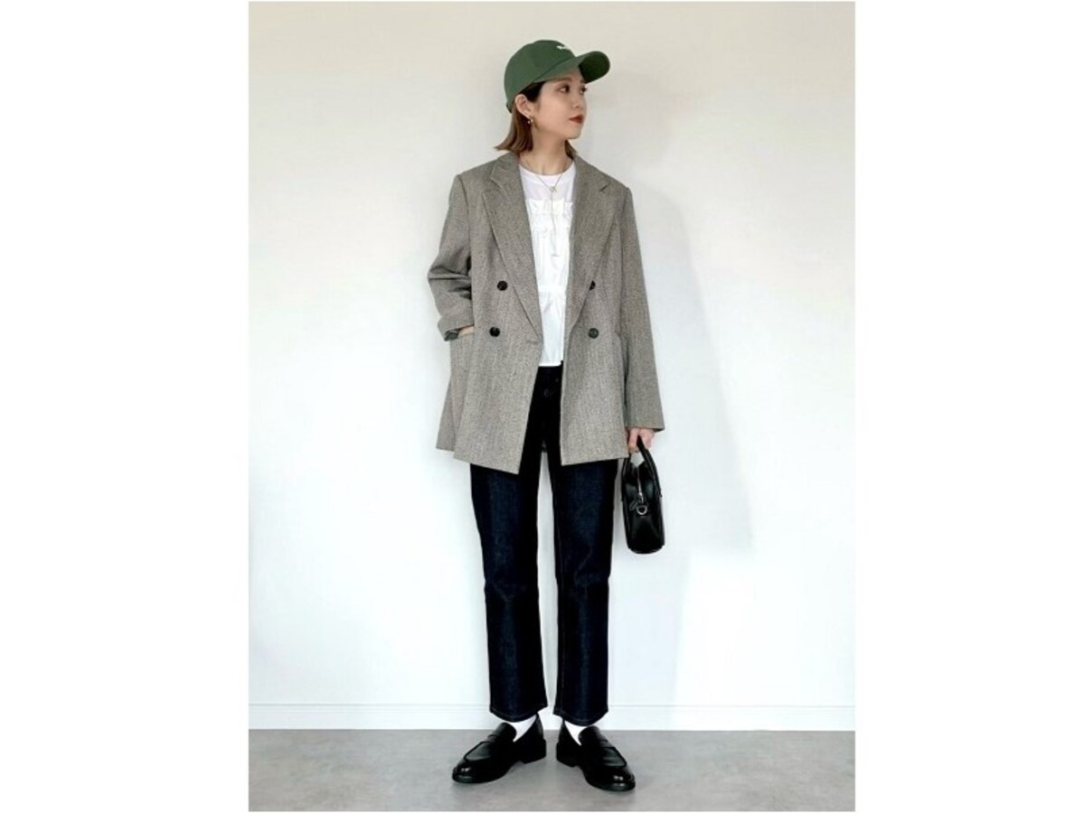 ゆったりとしたテーラードジャケットは今季も引き続きトレンド　出典：WEAR