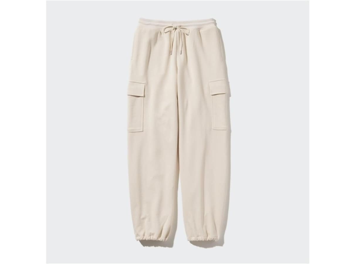 ユニクロ　スウェットカーゴパンツ　3990円（税込）