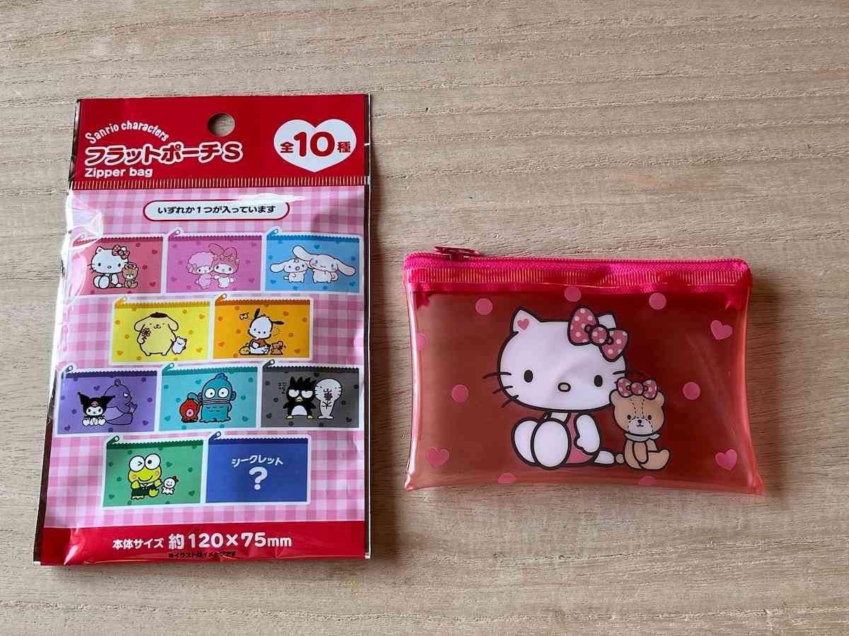 ダイソーのサンリオグッズ「フラットポーチS」は全部で10種類
