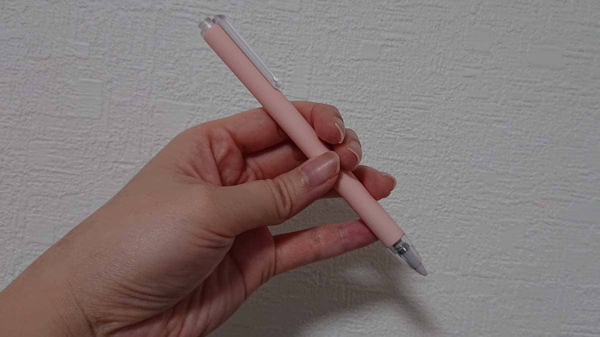 セリアのペン型「セラミックセーフティーカッター」を握ってみた
