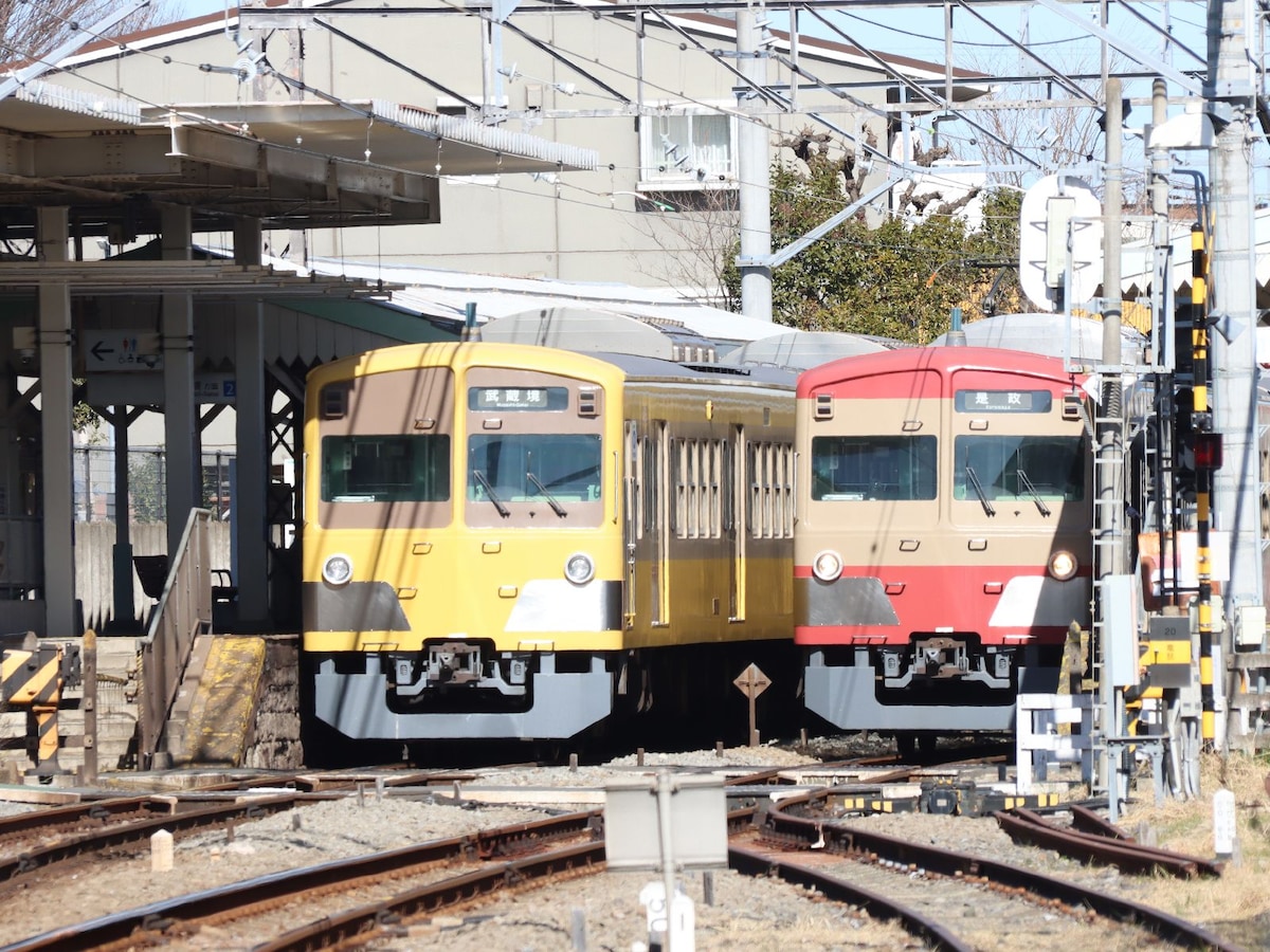 すれ違い