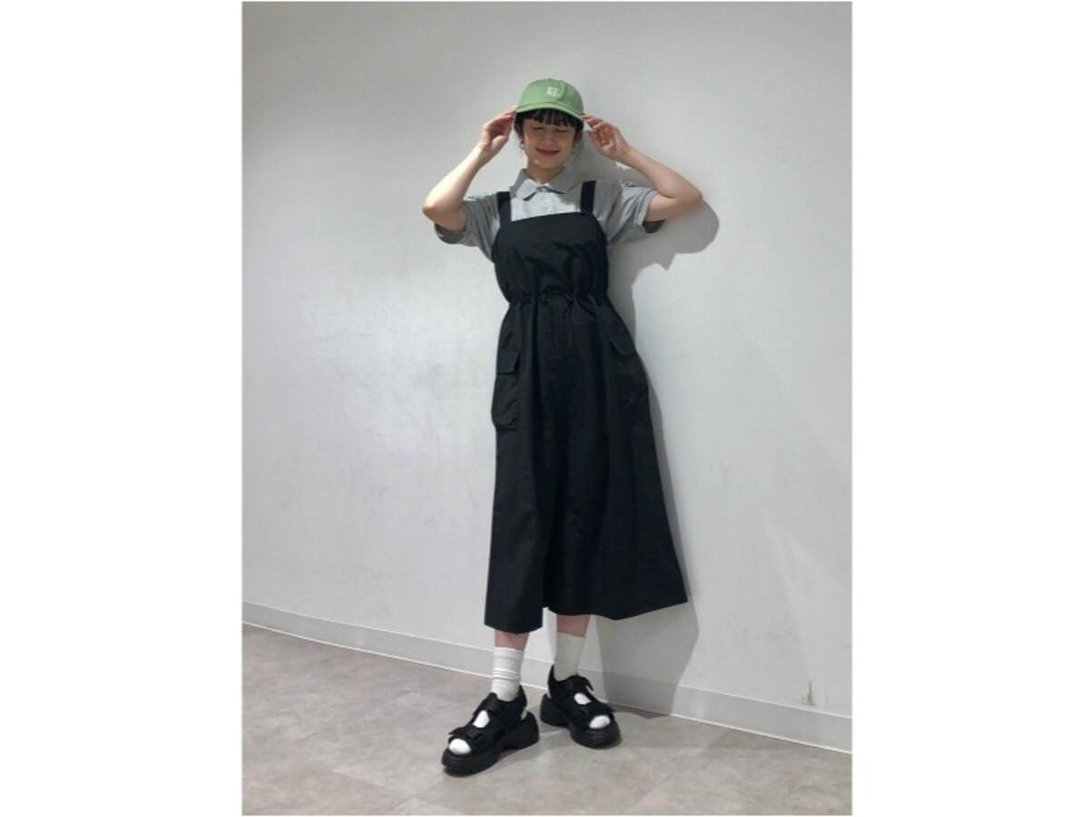 ウエストが絞れてシルエットが変えられるところが優秀！  出典：StyleHint