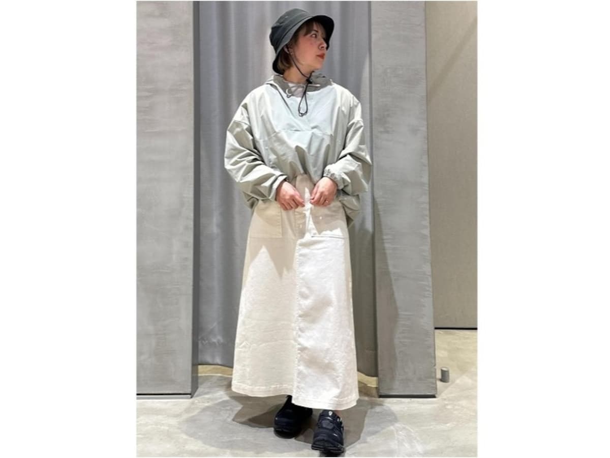 薄手のものを重ねると脱ぎ着で調整できるので便利です　出典：WEAR