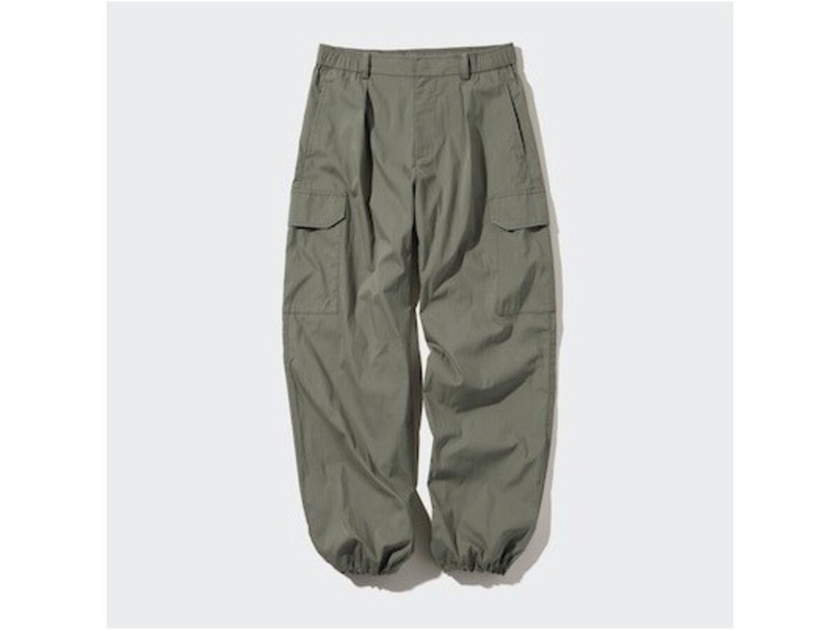 ユニクロ イージーカーゴパンツ 3990円(税込)