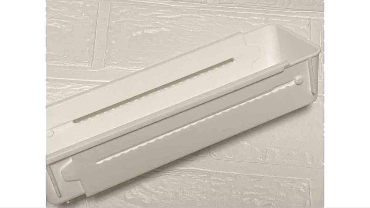 セリアの「伸縮キッチン整理トレー」のサイズ調節はとても簡単！