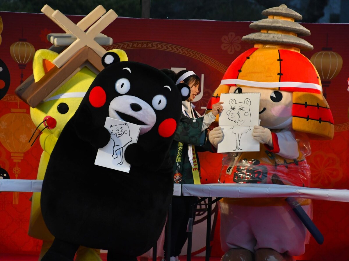 似顔絵対決