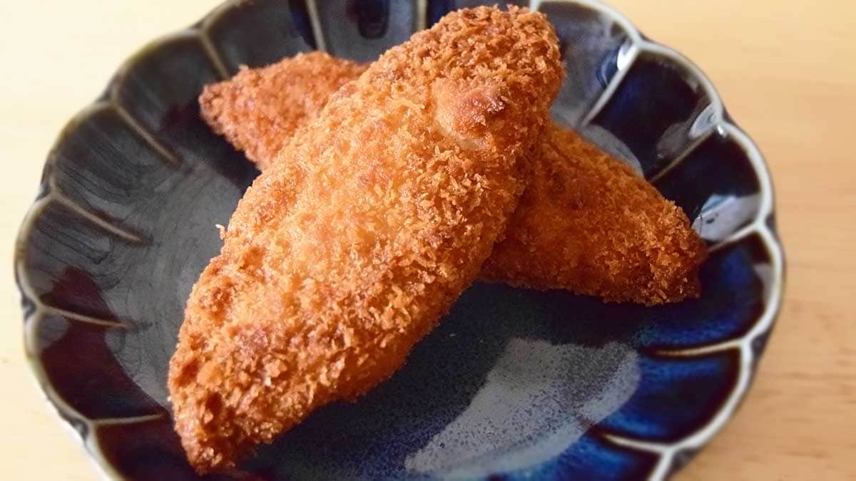 きつね色になるまで上げると、きめ細やかな衣が目立ちます。