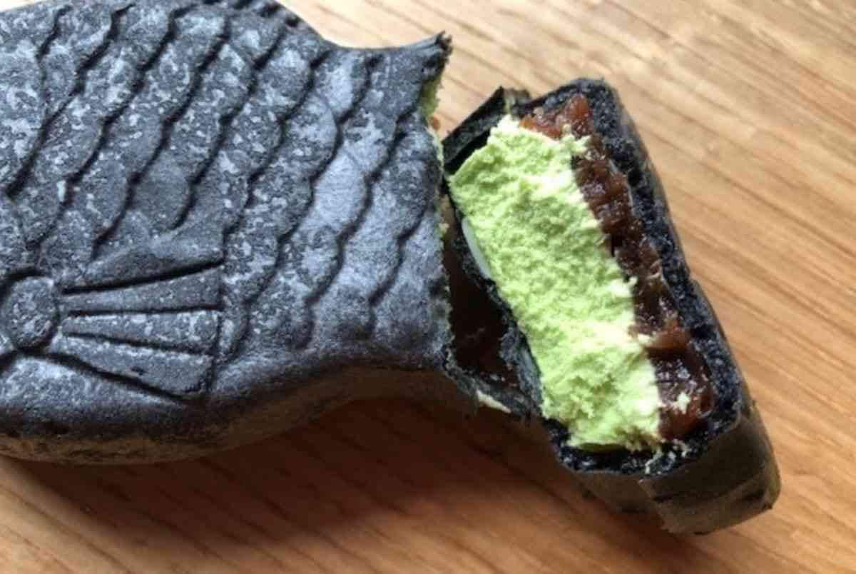もちろんしっぽまで餡がびっちり！