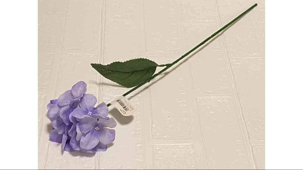 セリアの造花「あじさい」