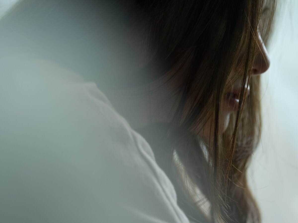 離婚後の母親が親権を持たない理由は、「母性の欠如」とは限らない