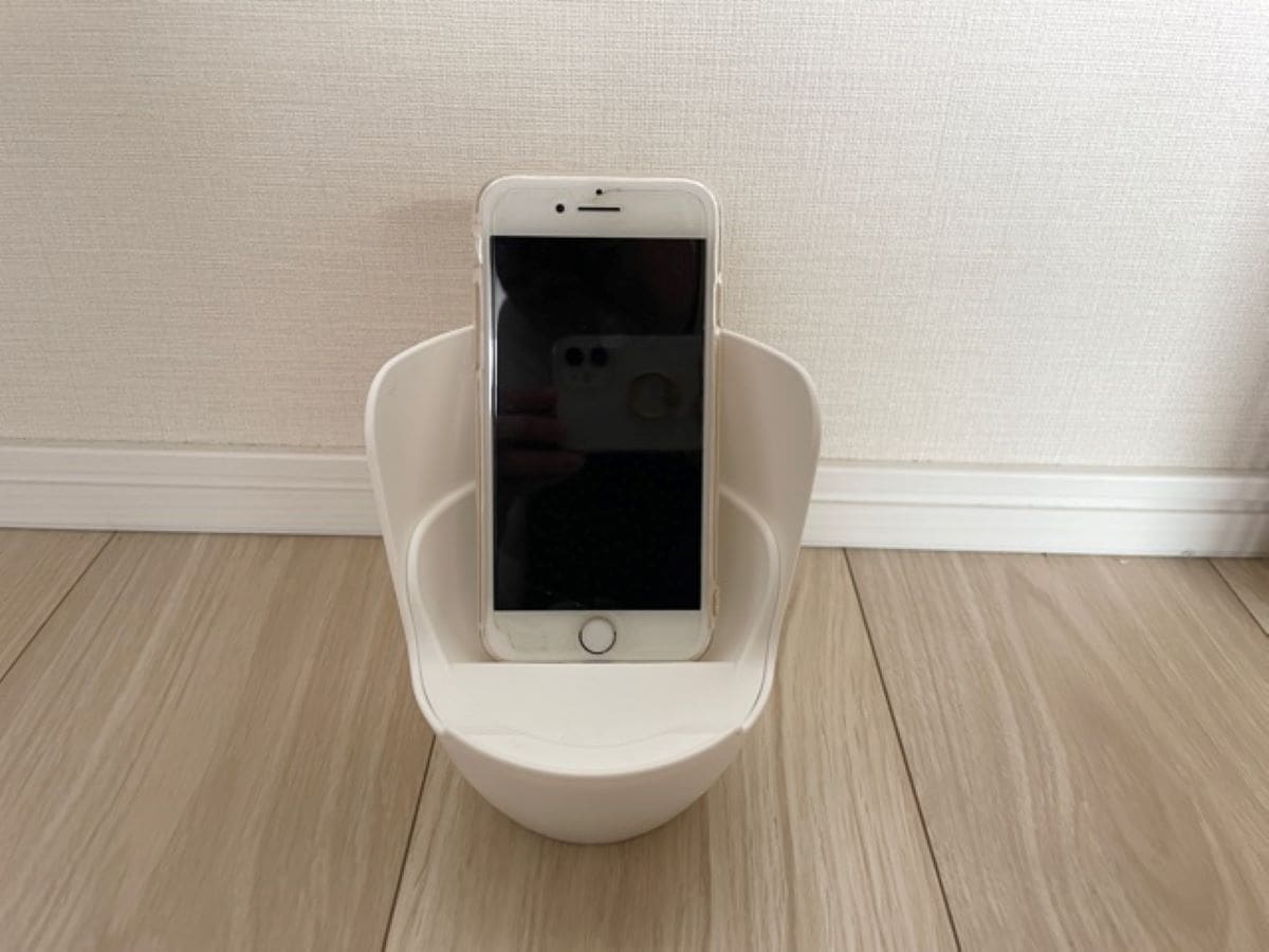 セリアの「スマホスタンド」の使用方法