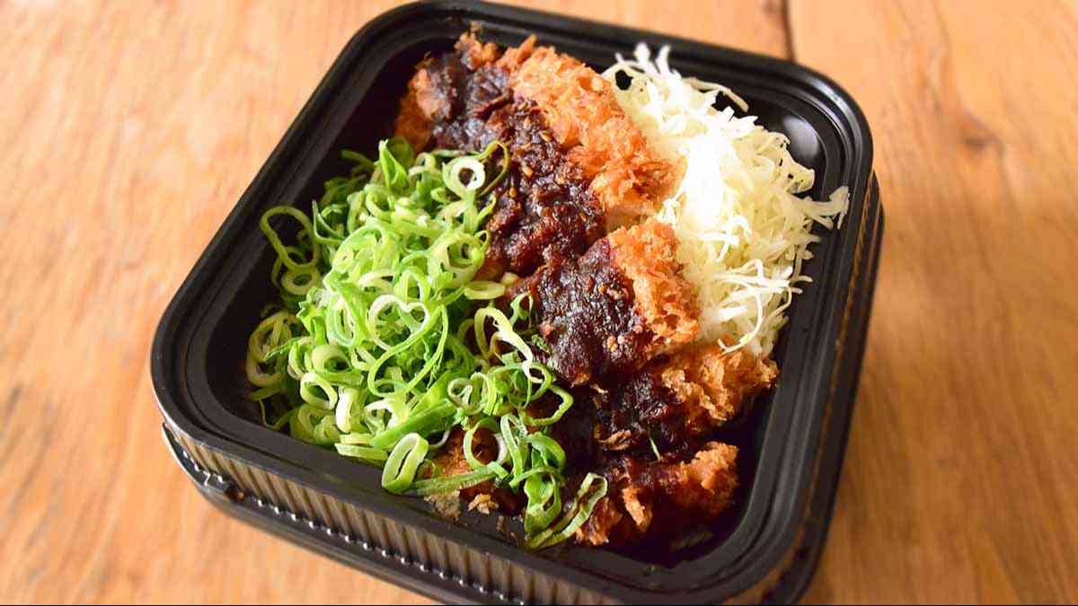 味噌はかなり甘めで、ねぎの苦みとのバランスが◎。