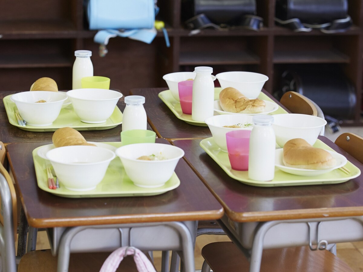 　給食がなくなる夏休み。長期休暇には給食室をメンテナンスする学校も