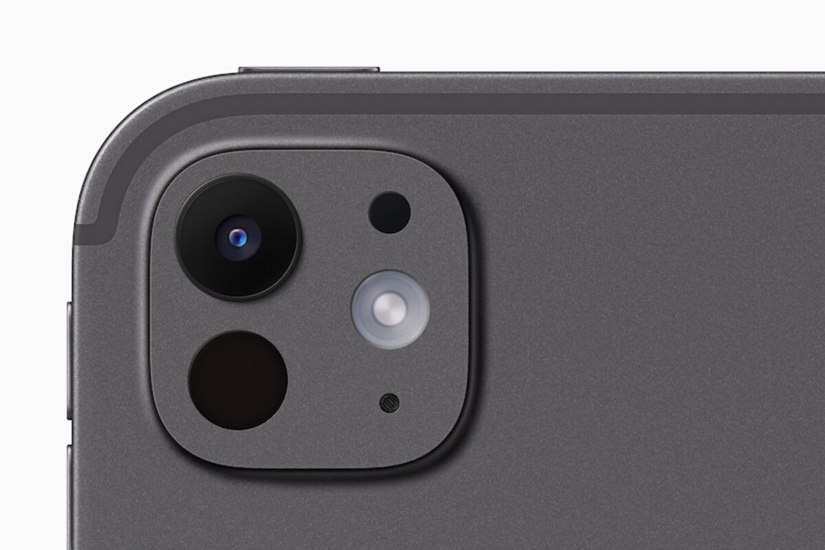 第7世代iPad Proの背面カメラ