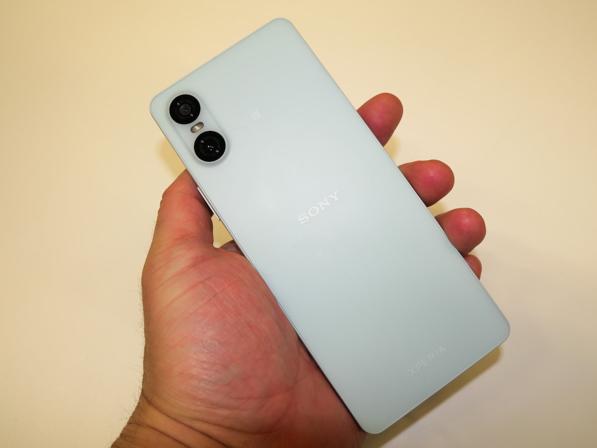 Xperia 10 VIの背面