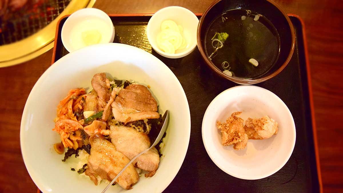 安楽亭の500円ランチ「豚キムチ丼」実食