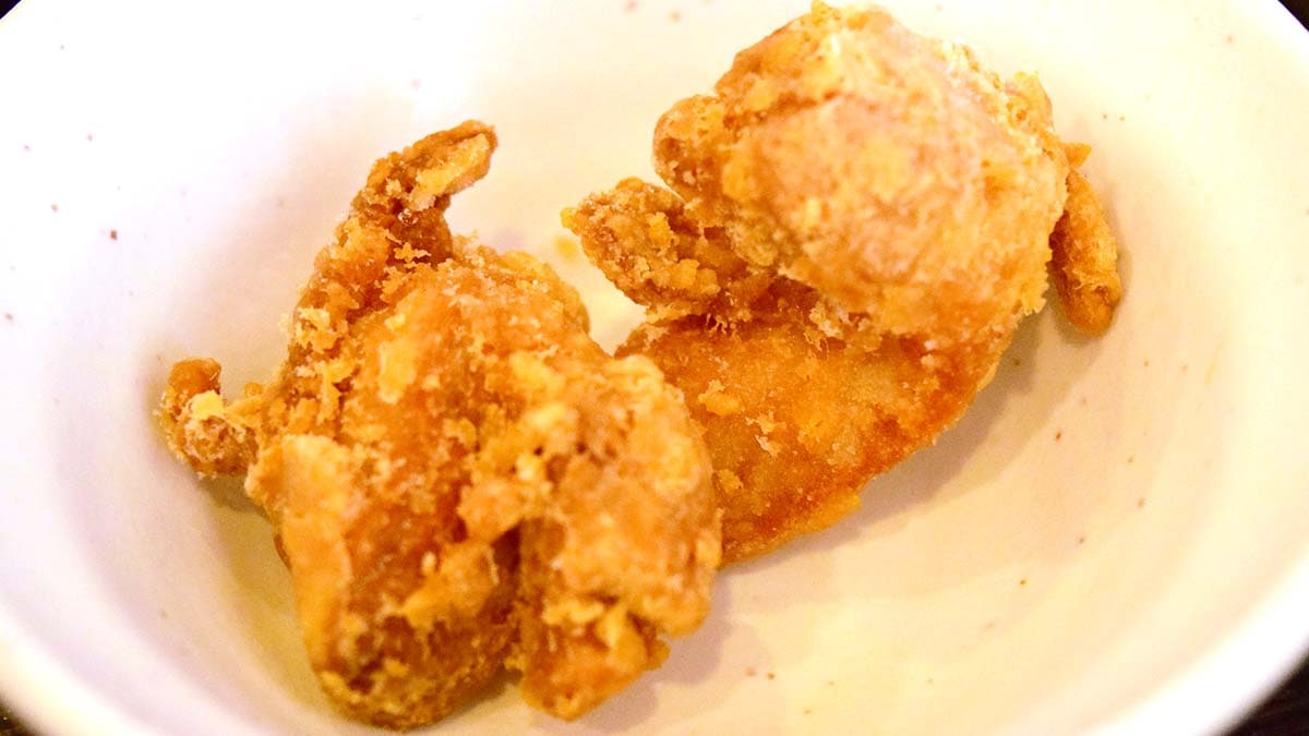 追加で注文した唐揚げは衣がガリガリ