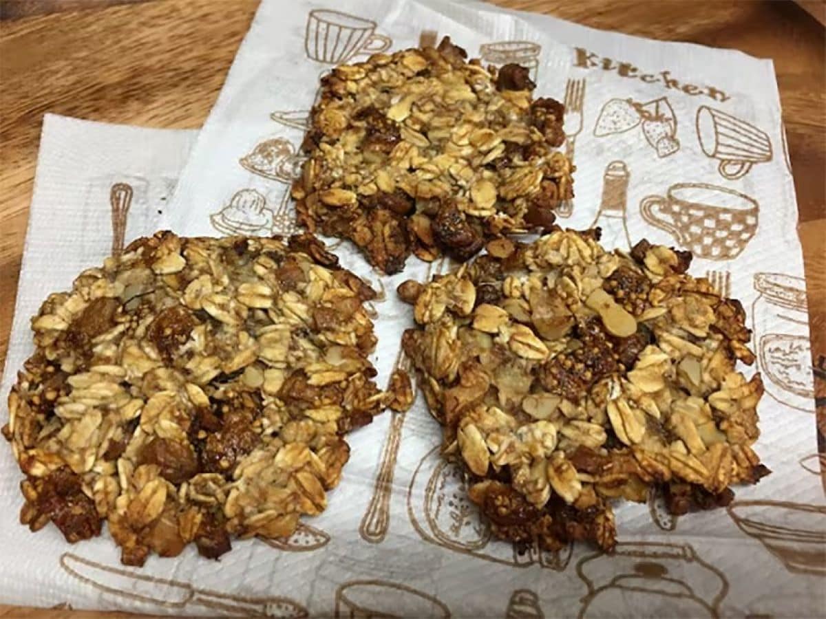 オートミールのグラノーラクッキーはざくざくの食感が美味しい