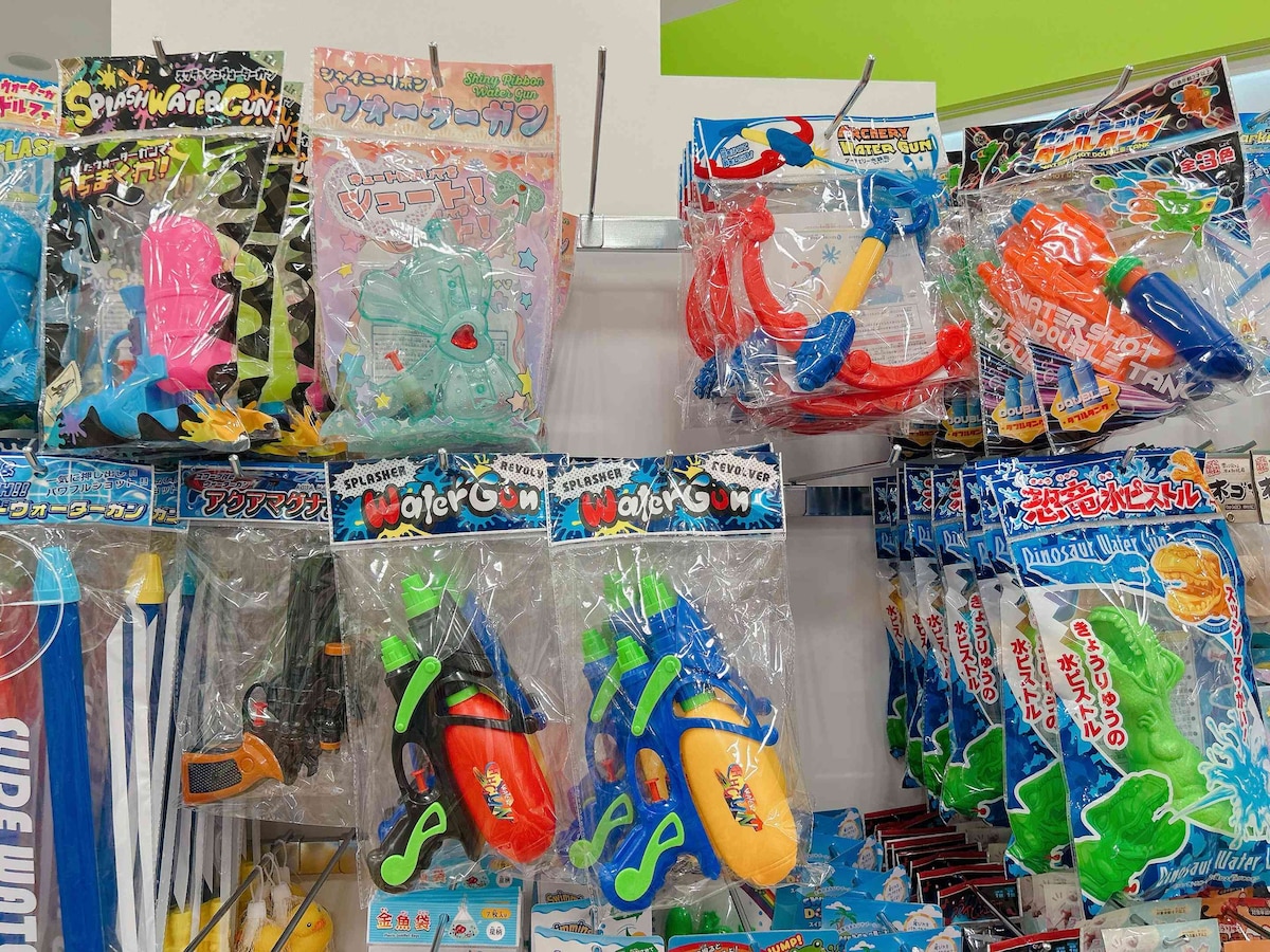 セリアの水鉄砲はおもちゃ売り場がメイン