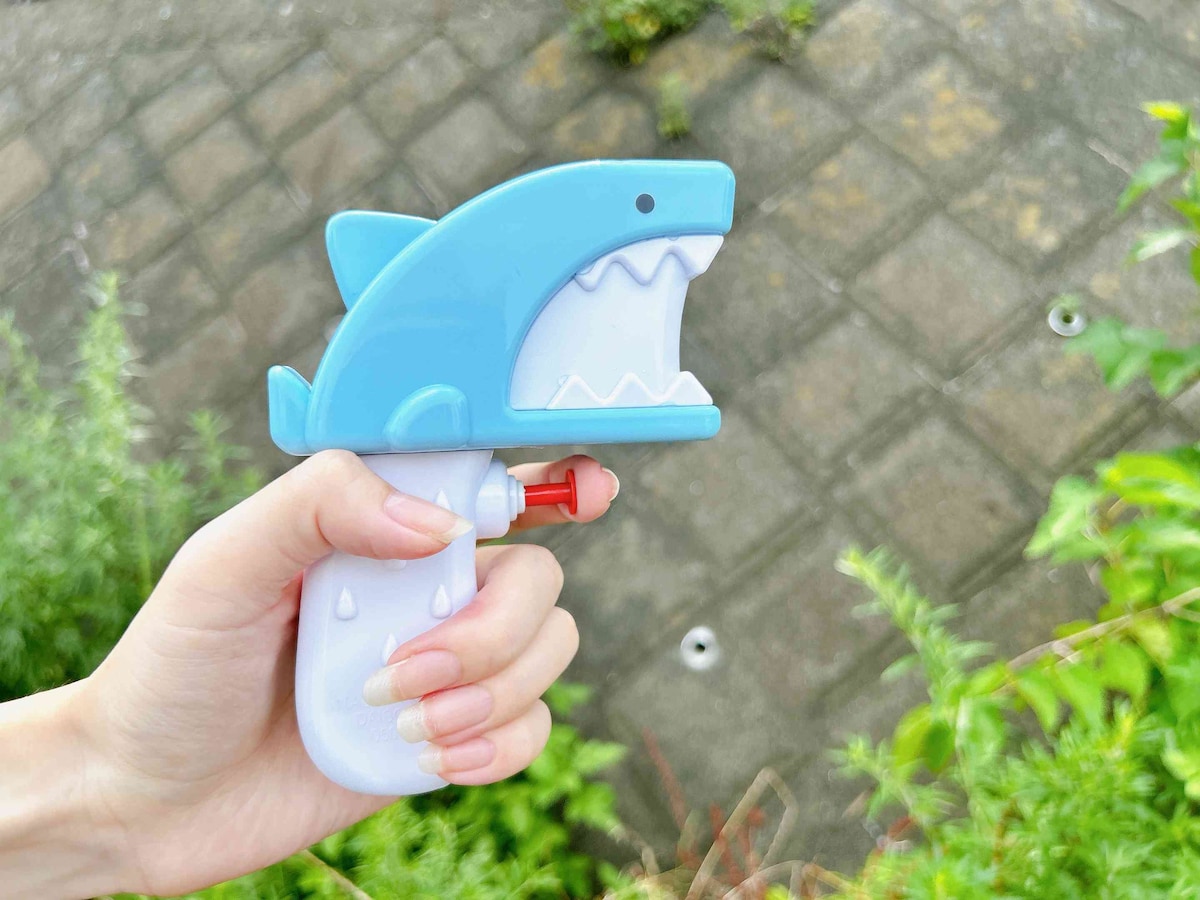 サメ好きのお子さまにおすすめ「おふろのみずでっぽう さめ」