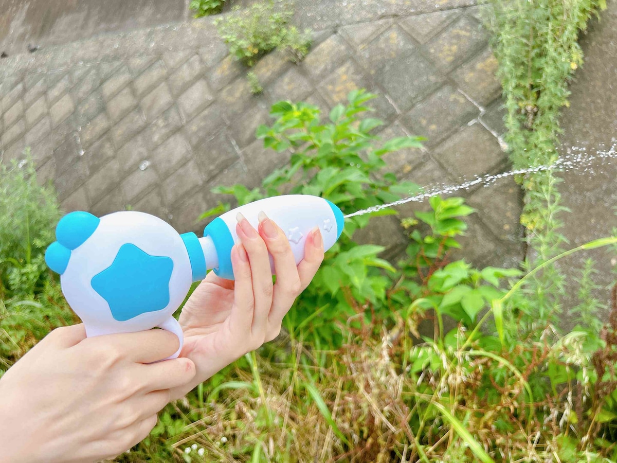 星が散りばめられた水鉄砲部分もかわいい！