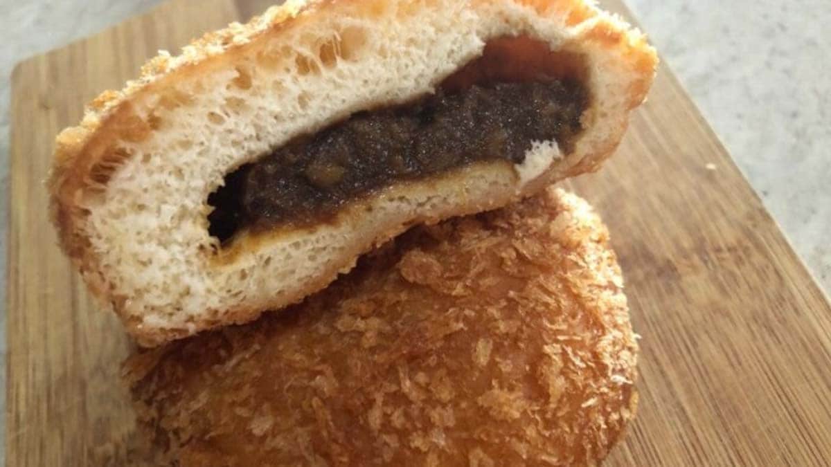 牛ひき肉を使ったビーフカレーを使用していることもあり、しっかりとした甘さとコクが感じられるカレーに。