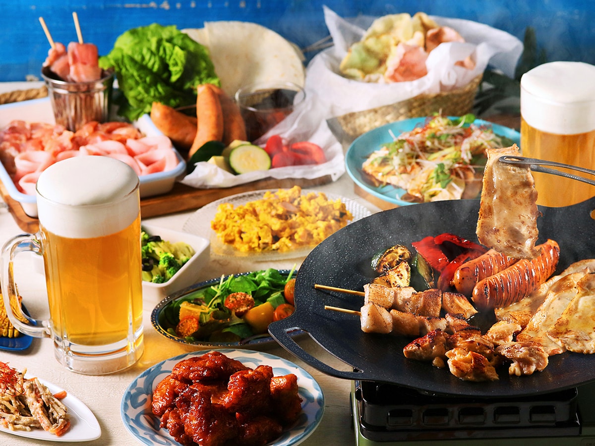 マルチグリドルでのセルフBBQを楽しみながら彩り豊かなデリが食べ放題