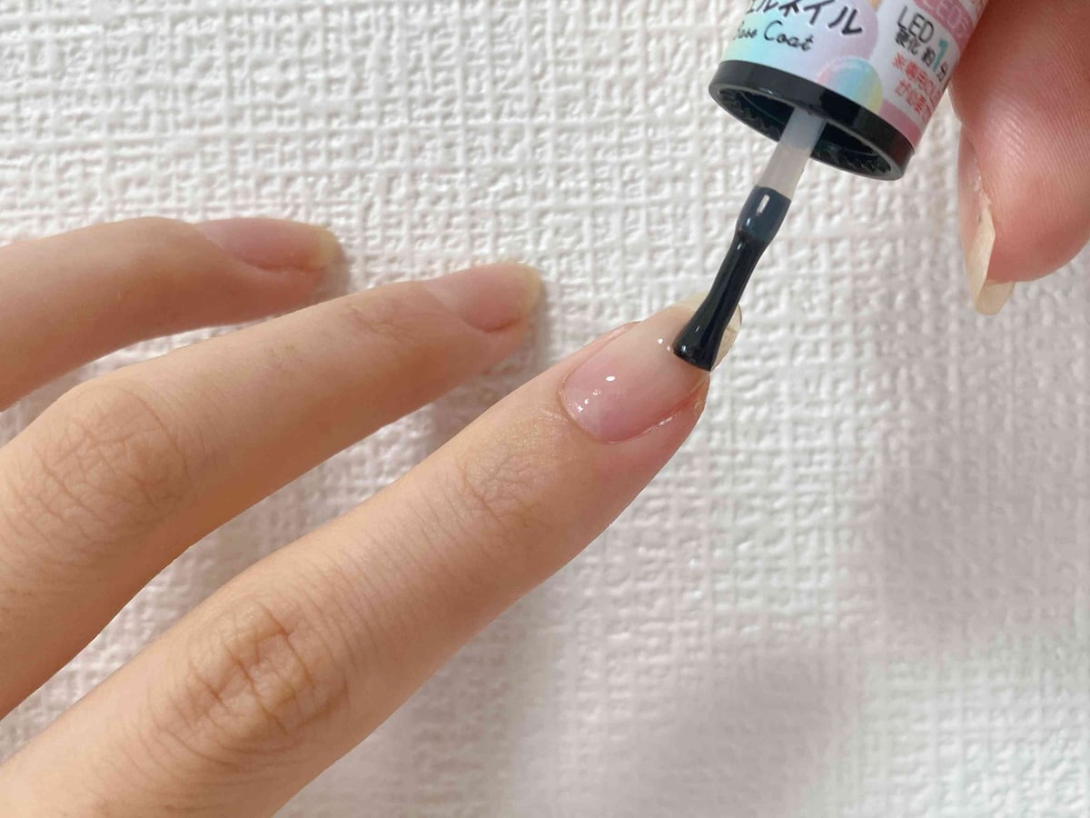 5.ムラがなくなるように全体を塗る
