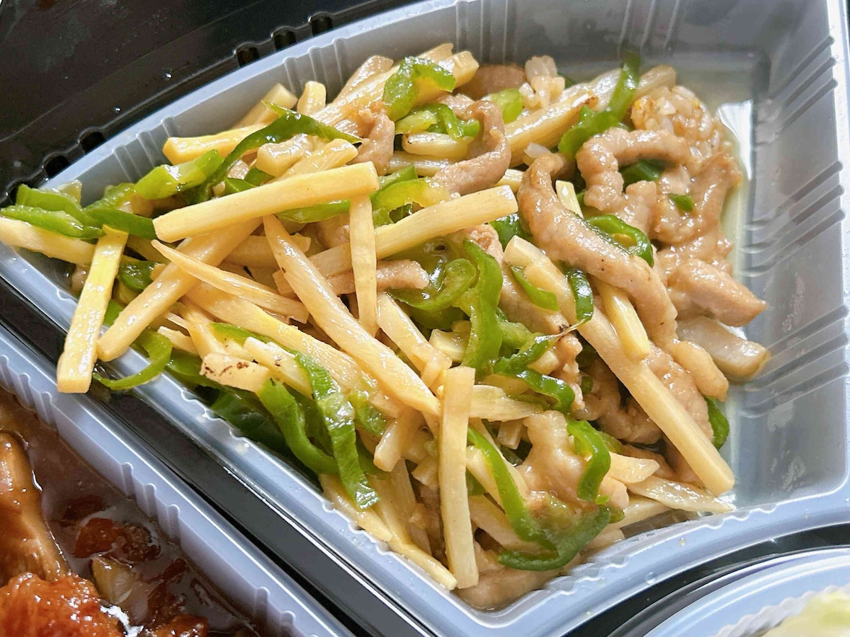 さっぱりした味付けで食べやすかったチンジャオロース