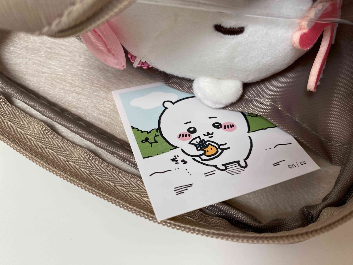 便利な内ポケット付き