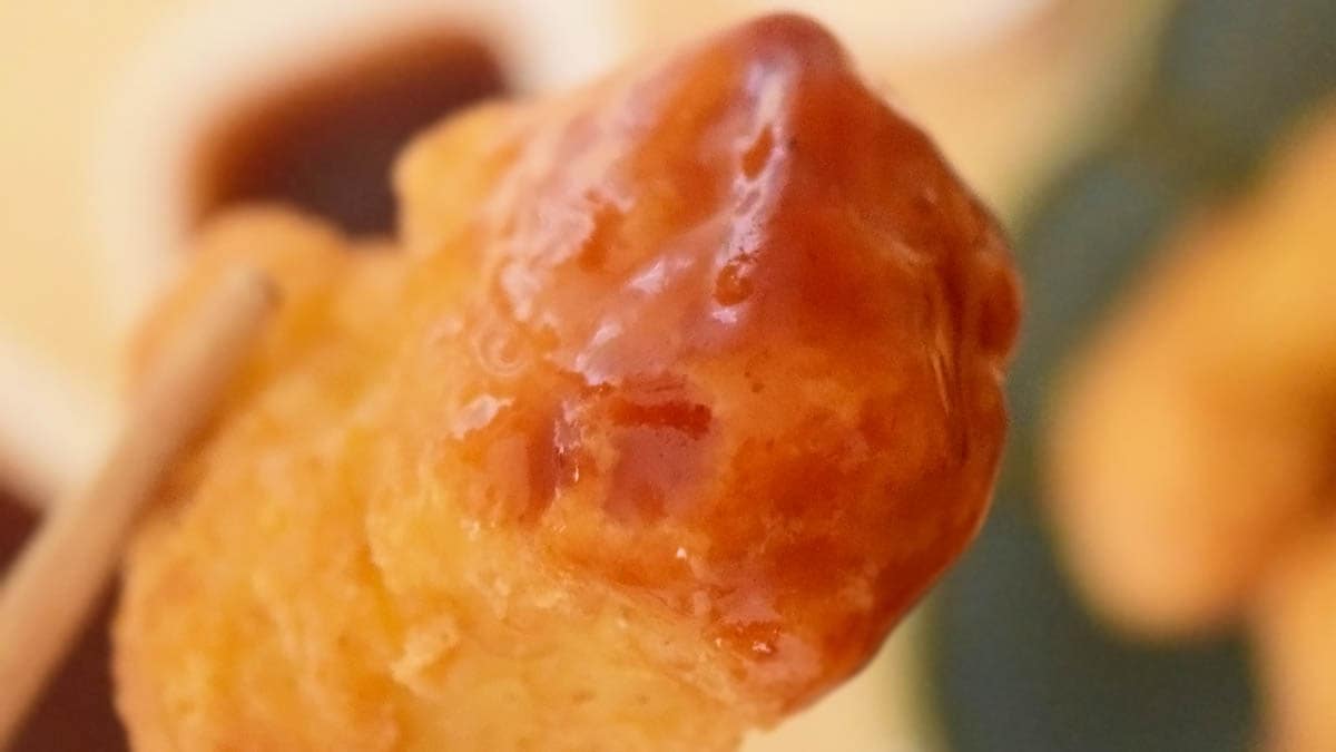 スモーキーな味わいとナゲットの相性がいいですね。