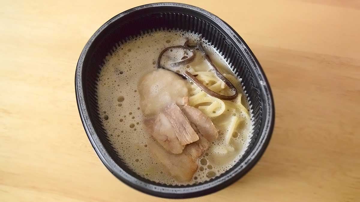 ちゃんと豚骨の味わいがするラーメンに仕上がっています。