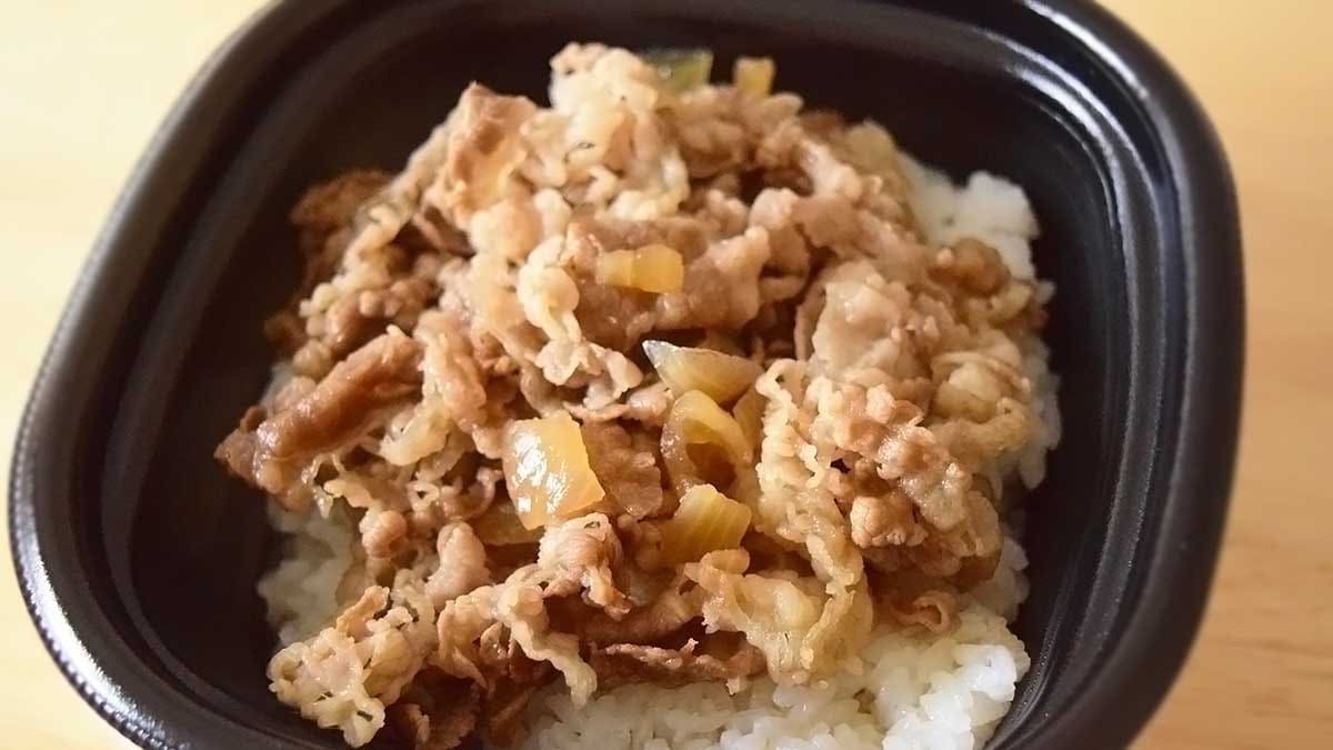 牛肉がたっぷりで甘辛い玉ねぎが良いアクセントです。