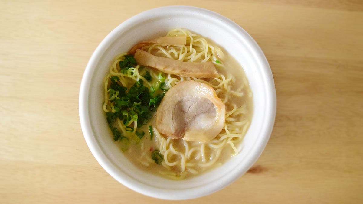 こってりどろりとしたスープは、まさに天下一品の味わい。