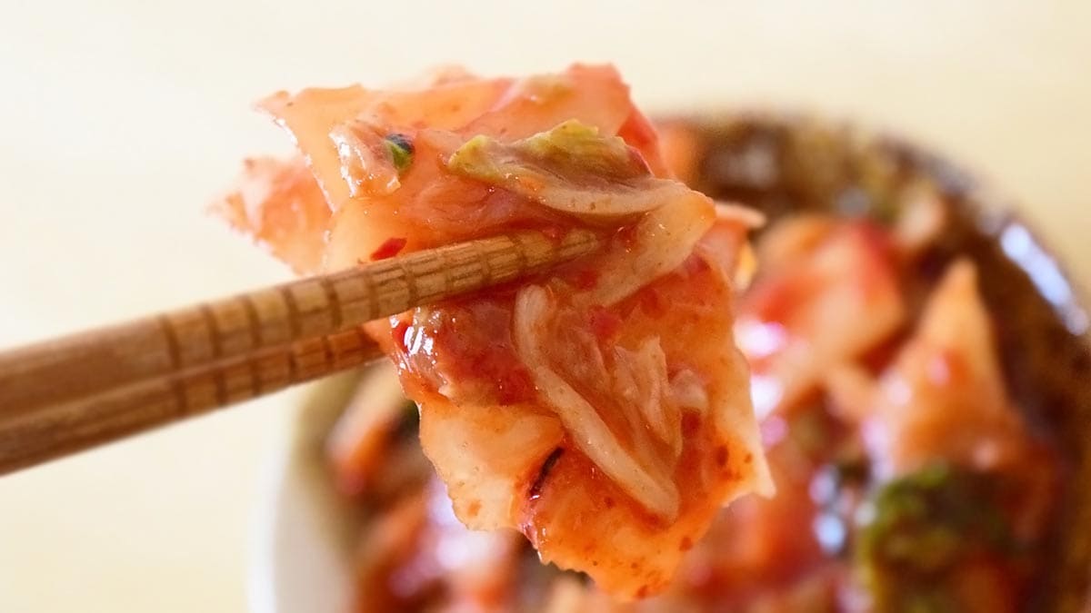キムチの美味しさはそのままですが、酸味がとてもおとなしくて食べやすいのが印象的。