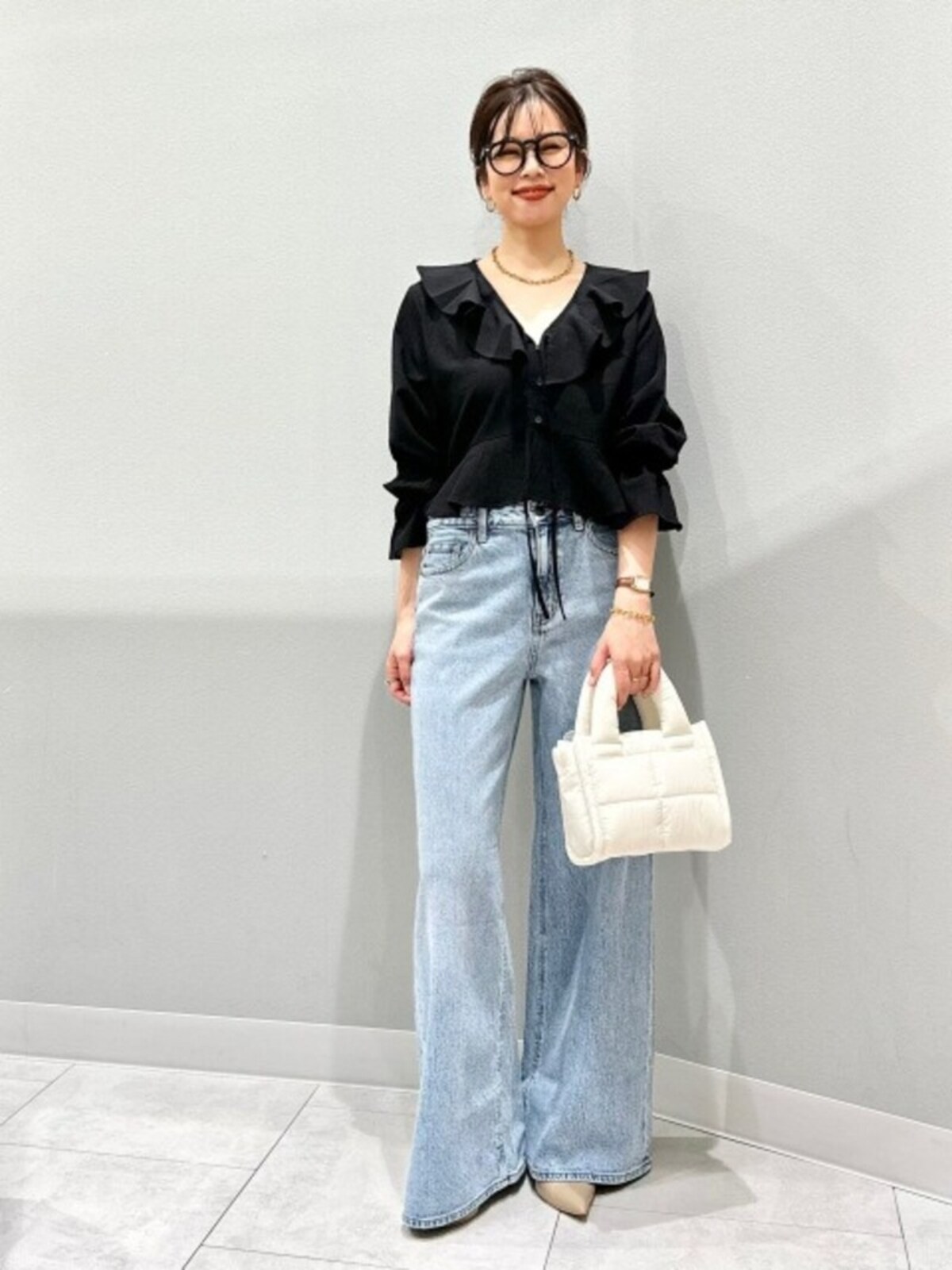 厚みのあるふんわりとしたパフ感は、ミニサイズなら大人も取り入れやすい! 出典:StyleHint