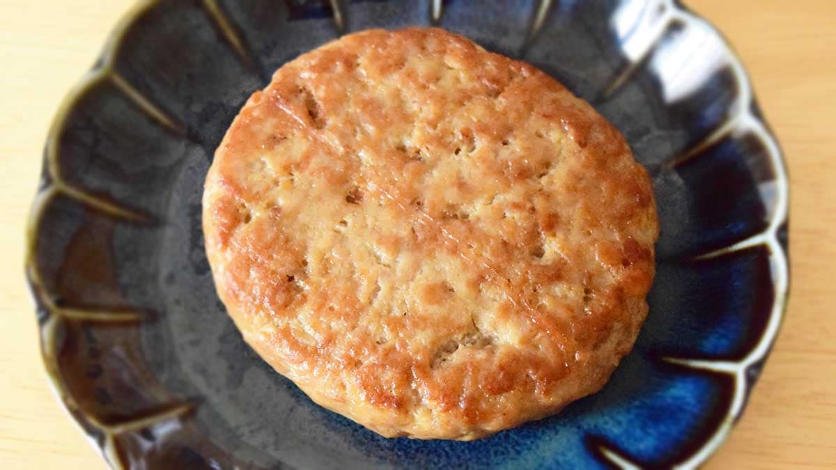 重量感のあるハンバーグステーキ