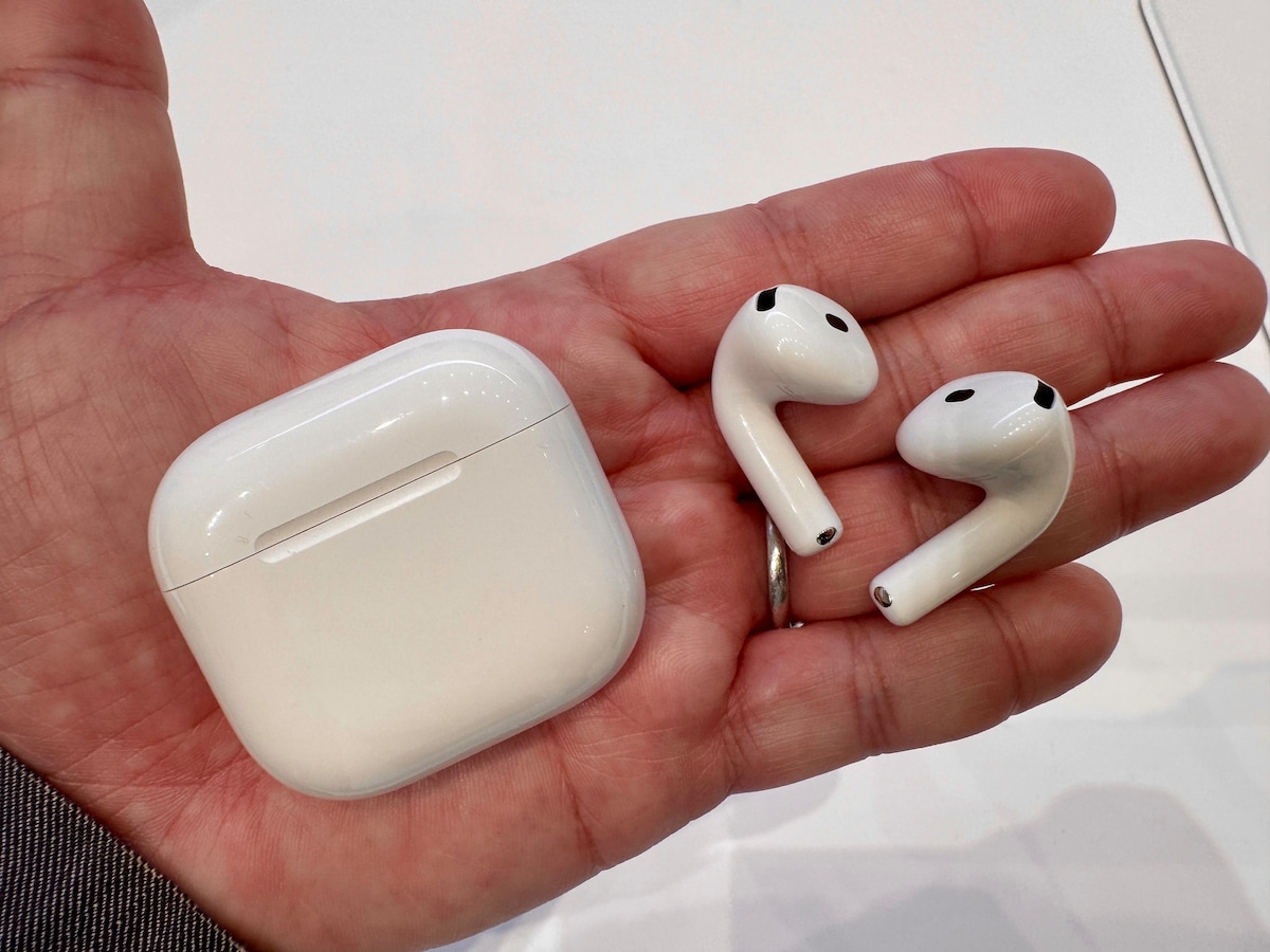 AirPods 4