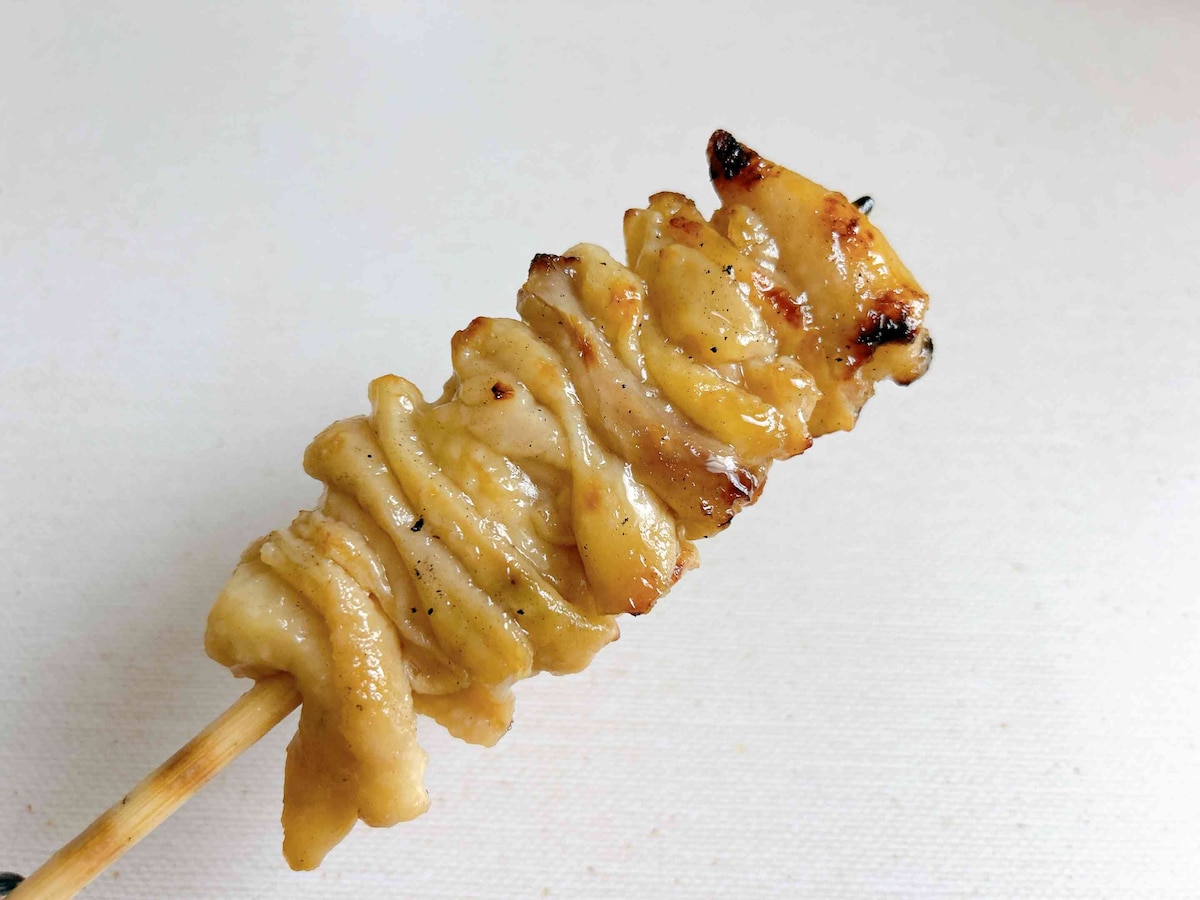 コンビニとは思えない高クオリティに感動「炭火焼きとり かわ塩」