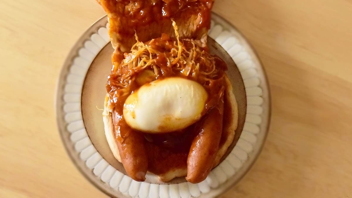 フォカッチャの片方がパかっと開くタイプ