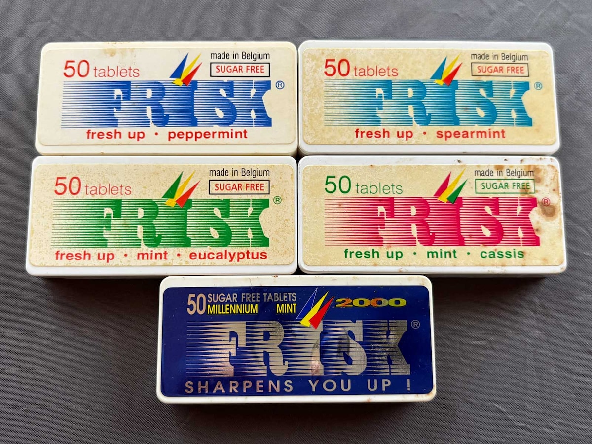 クラシエ「FRISK」懐かしのパッケージ。上4つは1995年頃販売していたレギュラー商品、下は2000年発売のミレニアムミント。