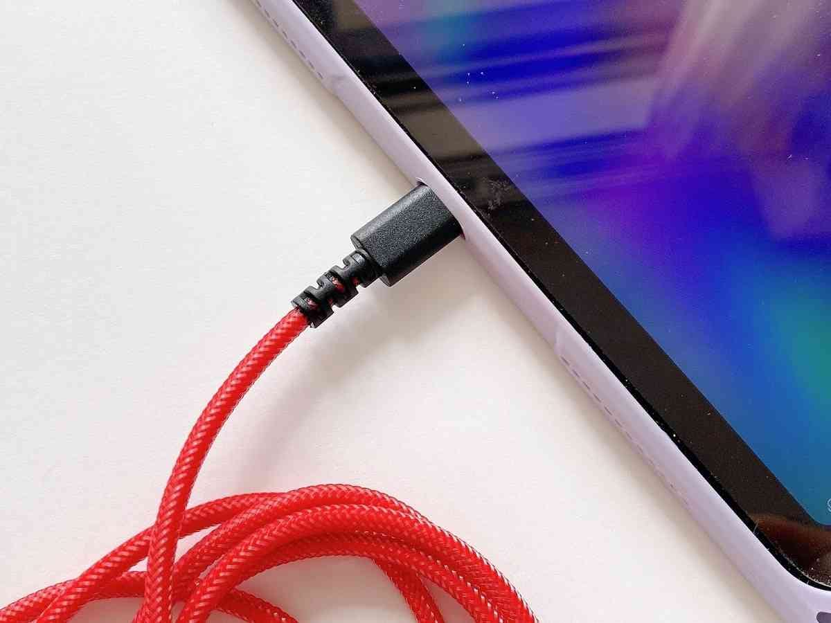 セリア　充電器