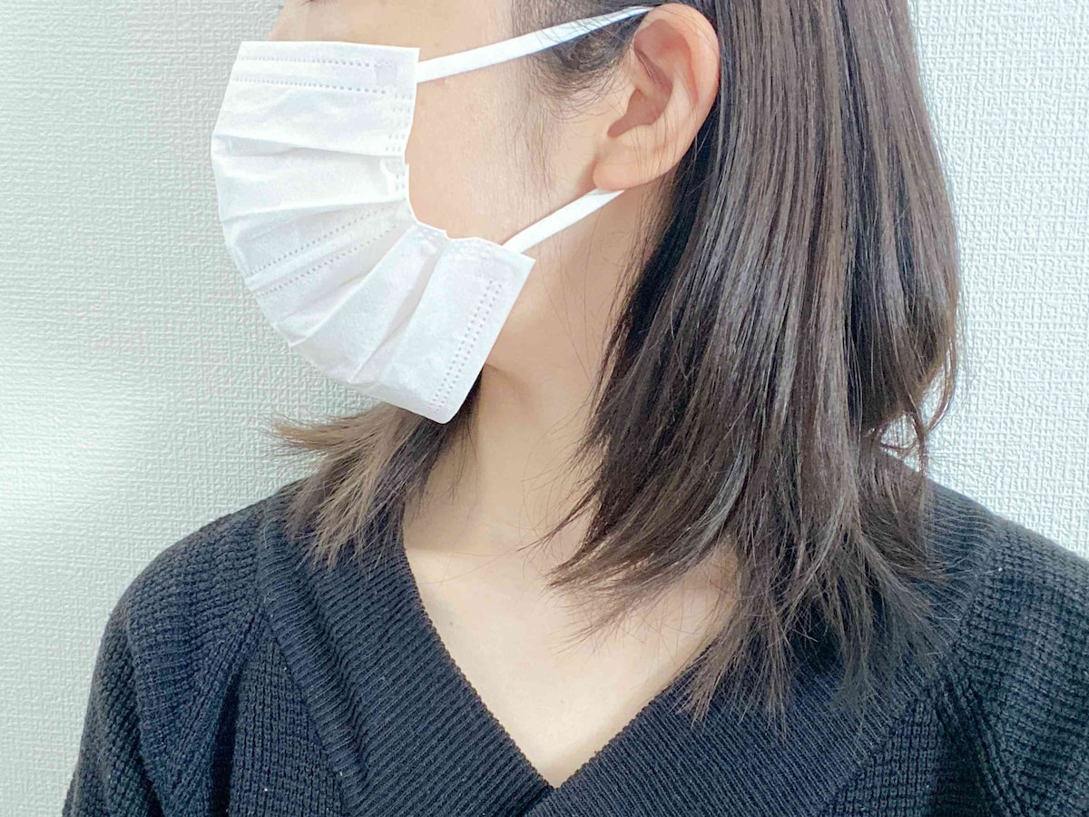 耳ひもが太めで耳が痛くなりにくいのがうれしい