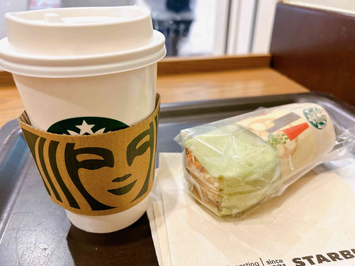 貯めた「Star」でドリンクやフードをお得にゲット！