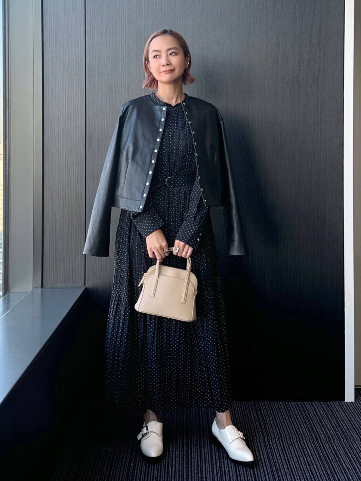 ベルト付きでシルエットを変えられるのもうれしいポイント　出典：WEAR