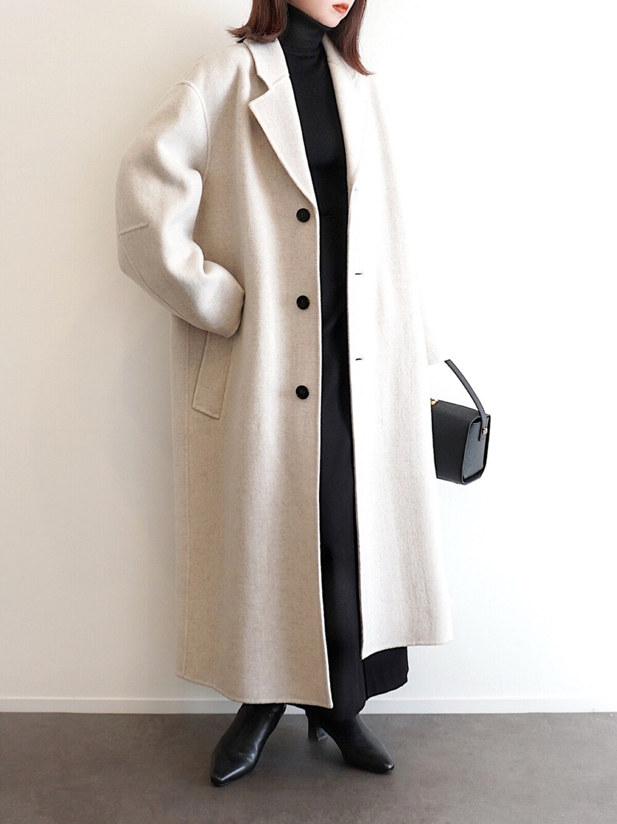 寒い日に首もとをあたたかくキープしてくれるタートルはマスト　出典：WEAR