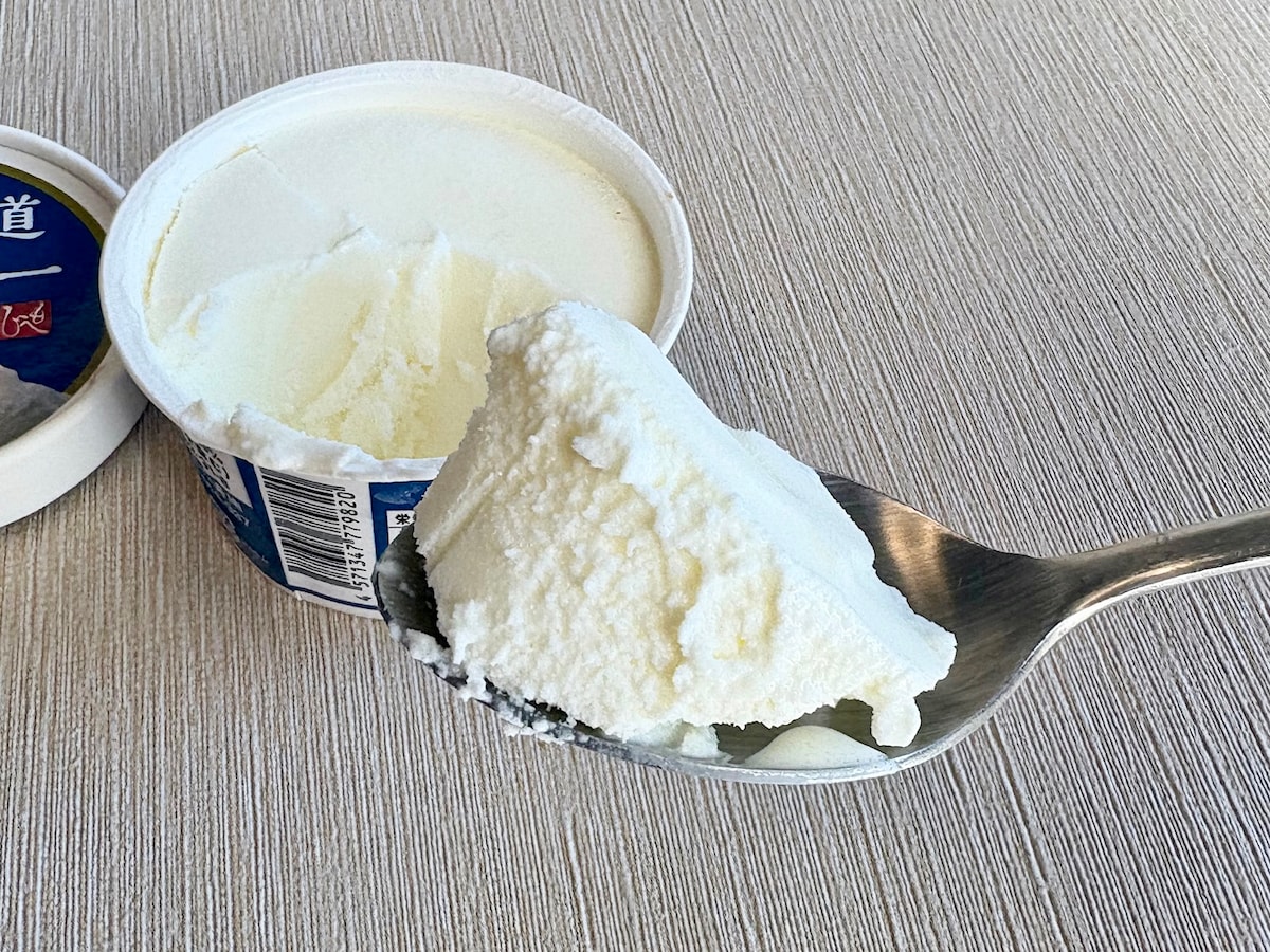 食べるとミルクのコク深さに感動！