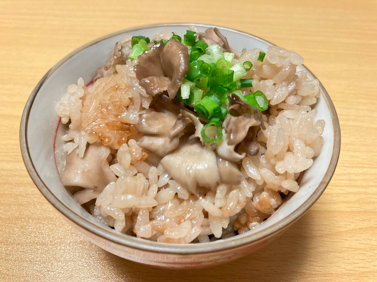 香りもおいしい「舞茸ごはん」